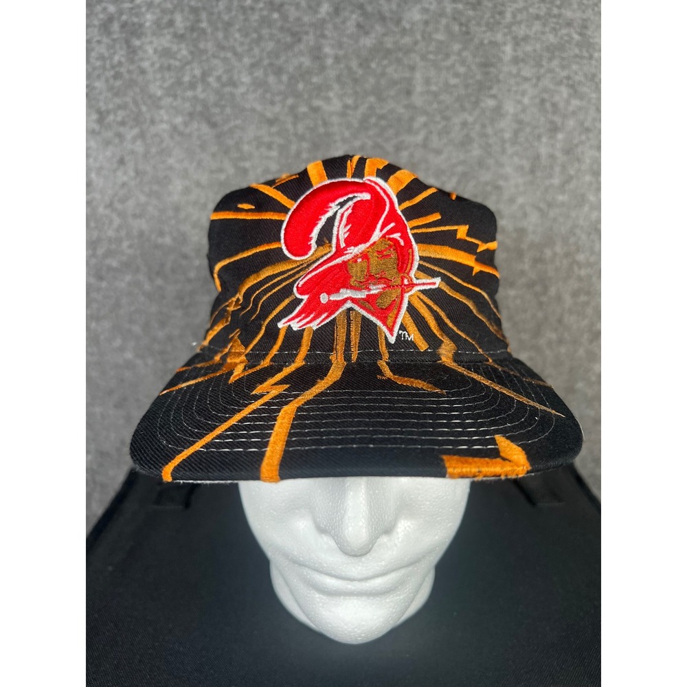 Vintage 90s Tampa Bay Buccaneers Starter Pro Line Shockwave Snapback Hat Black